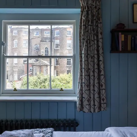 Апартаменты Merrion Mews Дублин